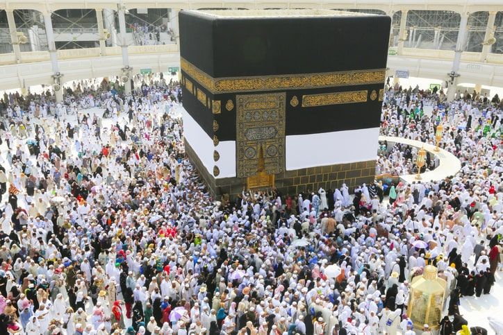 5 Nights Special April Umrah Package